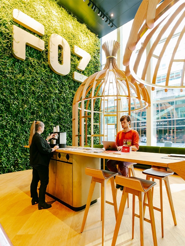 Sempergreen living wall FOZ Amsterdam working