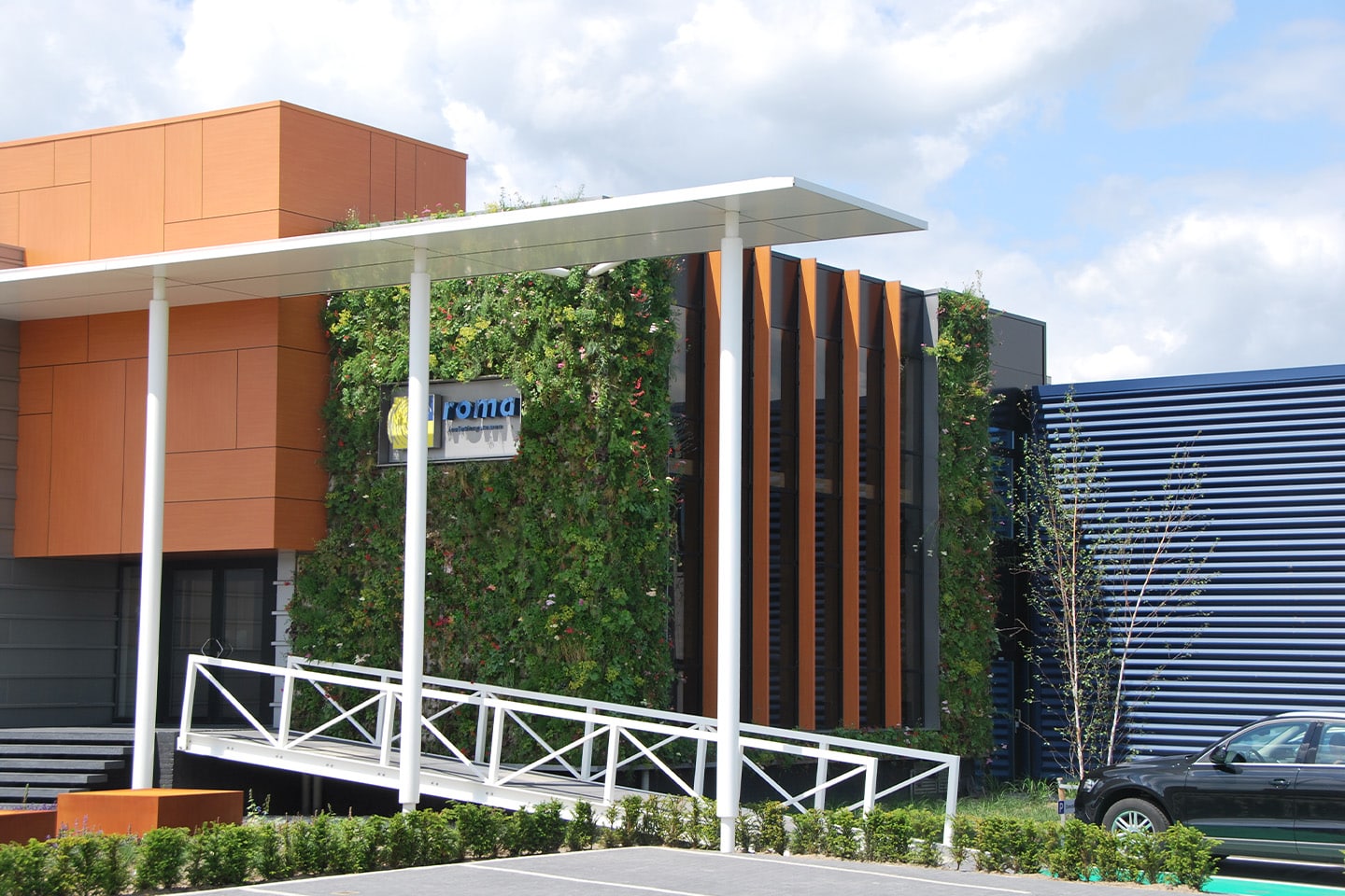 Sempergreen living wall Roma Raamsdonksveer office