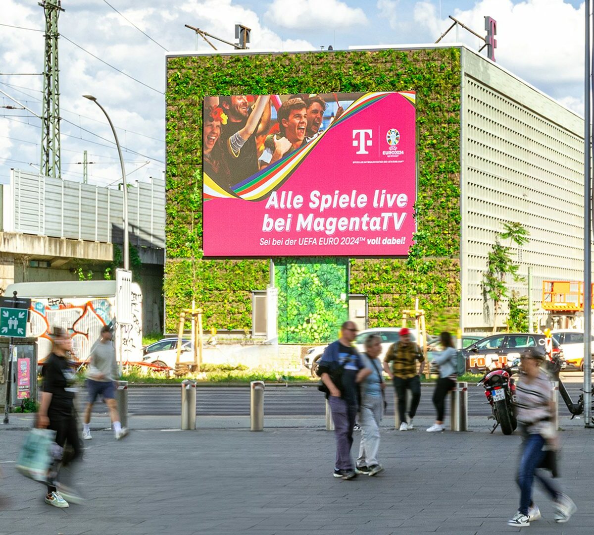 SemperGreenwall Telekom The Green Digital West Side Berlin